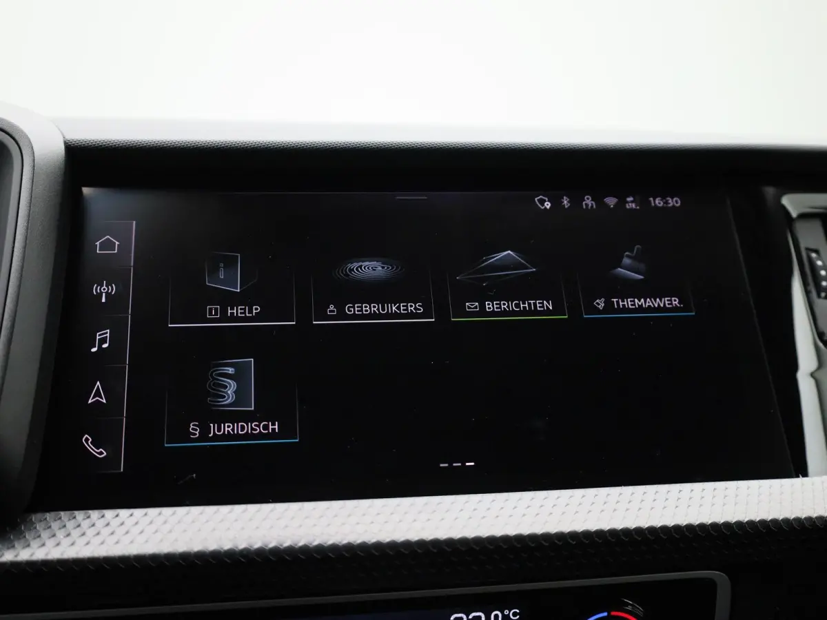 30 TFSI Advanced edition l Cruise control l Stoelverwarming l Airco l Apple Carplay / Android Auto l Dimbare binnenspiegel l Parkeersensoren l Ledkoplampen l Bluetooth l Lichtmetalen wielen