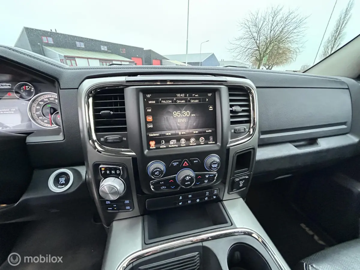 1500 Sport 5.7 V8 Crew Cab 6'4 lpg 4x4