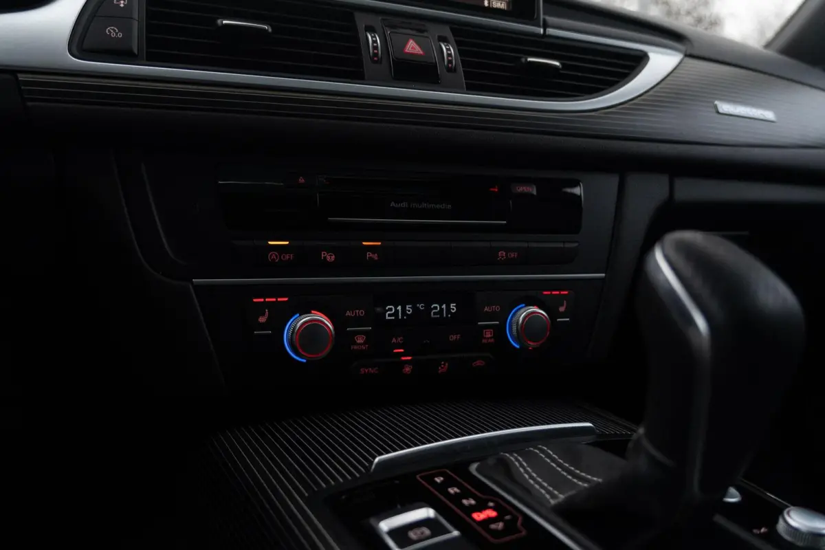 3.0 TDI BiT Quattro Competition 327PK|Facelift|2e Eig|BTW|RS Zetels|Pano|Nachtzicht|HUD|Trekhaak|LED|Daytona Grey|Volledig Onderhouden