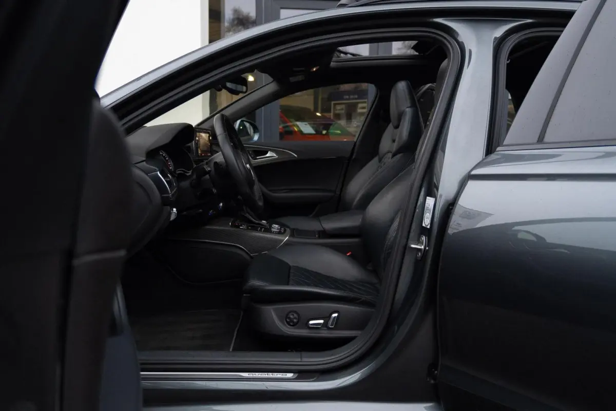 3.0 TDI BiT Quattro Competition 327PK|Facelift|2e Eig|BTW|RS Zetels|Pano|Nachtzicht|HUD|Trekhaak|LED|Daytona Grey|Volledig Onderhouden