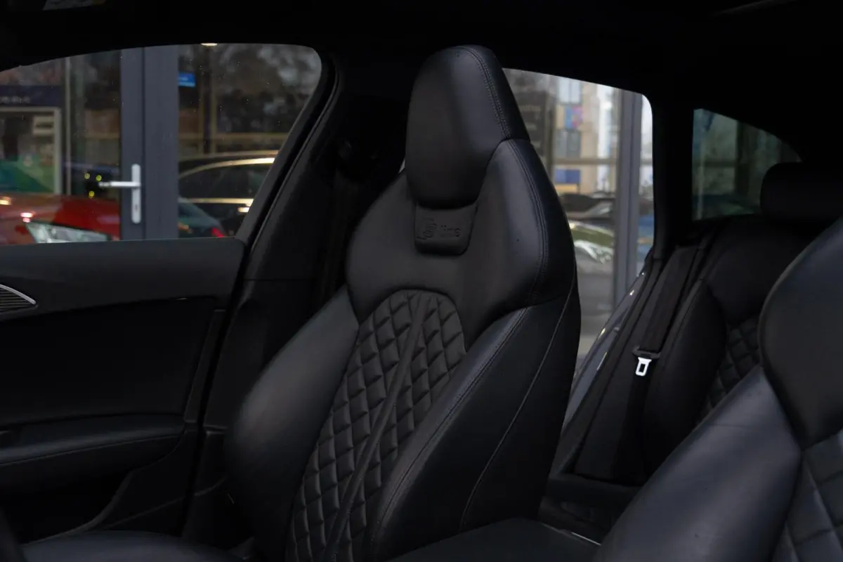 3.0 TDI BiT Quattro Competition 327PK|Facelift|2e Eig|BTW|RS Zetels|Pano|Nachtzicht|HUD|Trekhaak|LED|Daytona Grey|Volledig Onderhouden