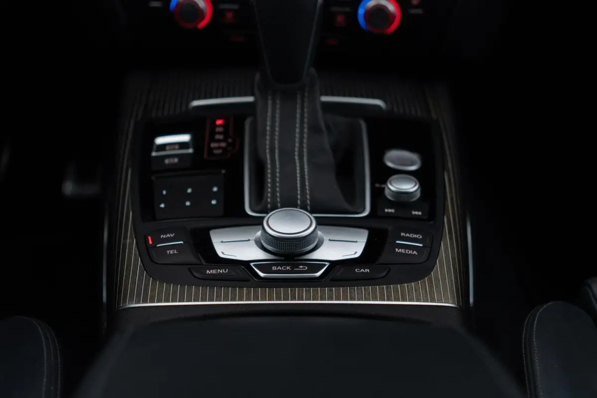 3.0 TDI BiT Quattro Competition 327PK|Facelift|2e Eig|BTW|RS Zetels|Pano|Nachtzicht|HUD|Trekhaak|LED|Daytona Grey|Volledig Onderhouden