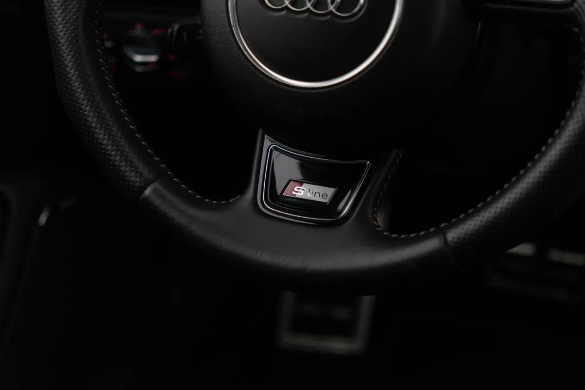3.0 TDI BiT Quattro Competition 327PK|Facelift|2e Eig|BTW|RS Zetels|Pano|Nachtzicht|HUD|Trekhaak|LED|Daytona Grey|Volledig Onderhouden