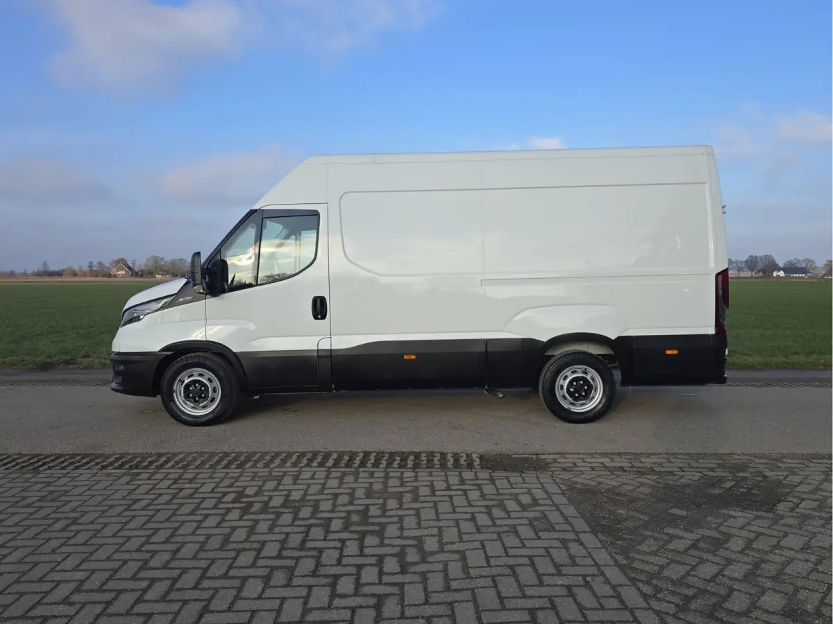 35S14V 2.3 352L H2 - 140 Pk - Euro 6 - Airco - Cruise Control