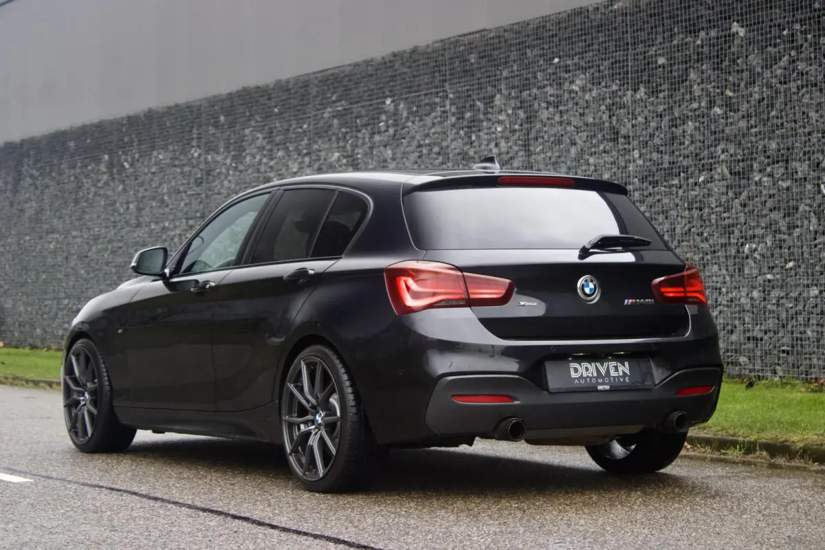 M140i xDrive Edition Shadow High Executive