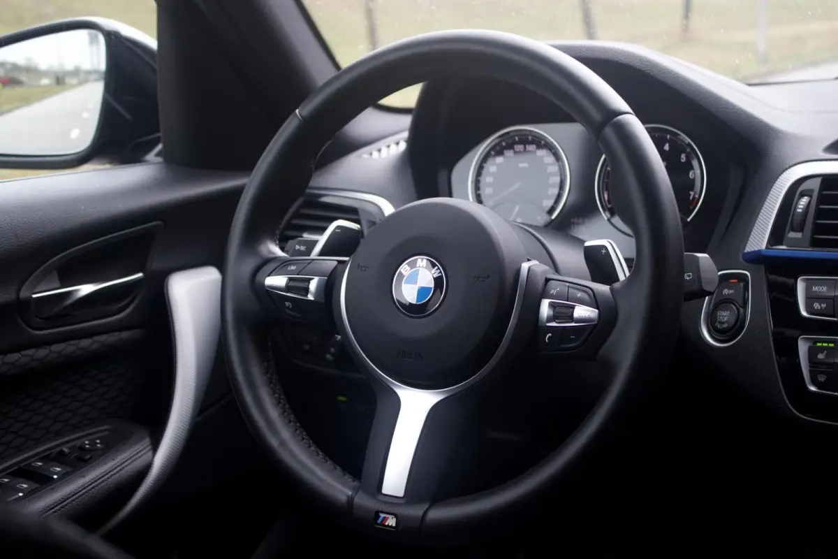 M140i xDrive Edition Shadow High Executive