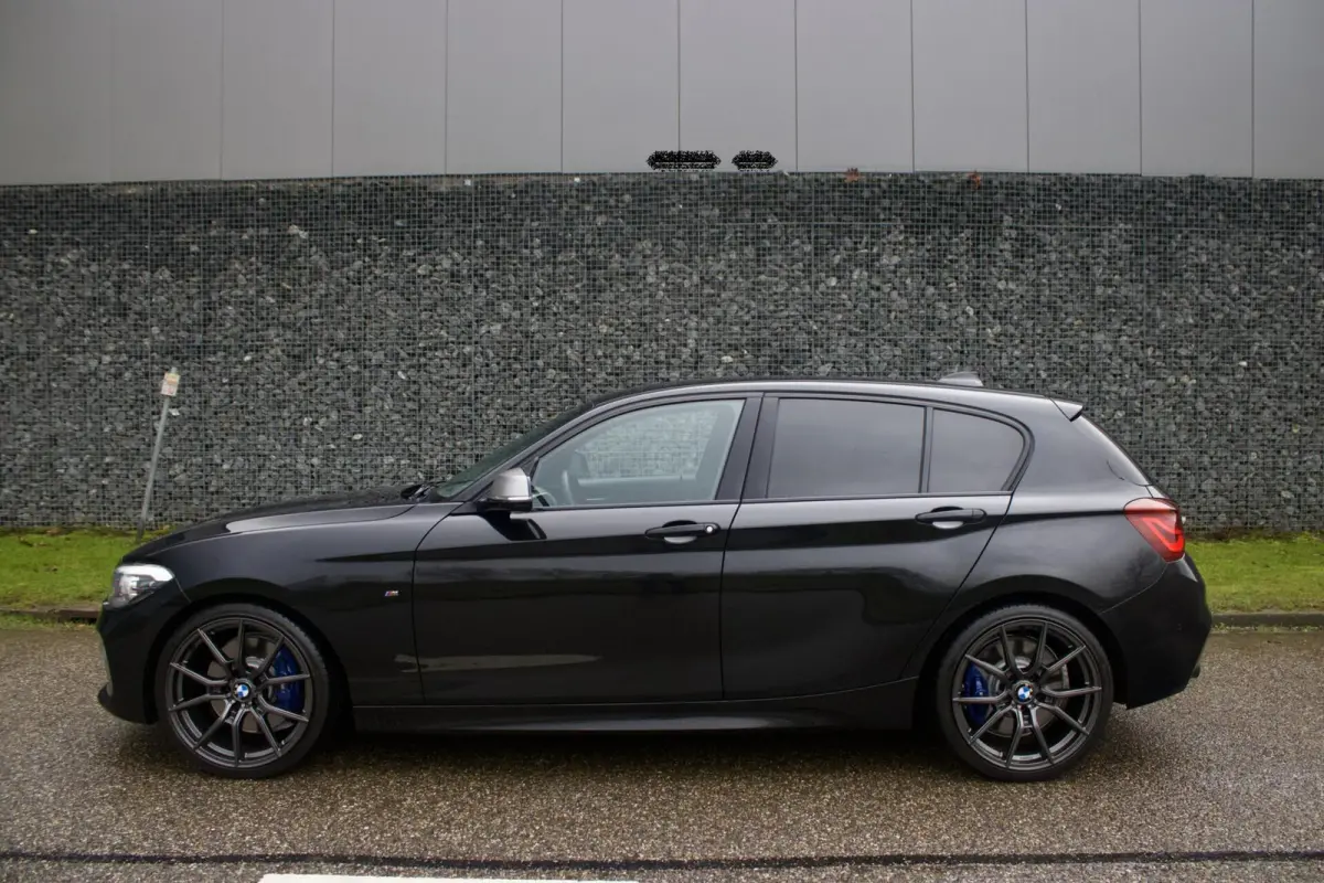 M140i xDrive Edition Shadow High Executive