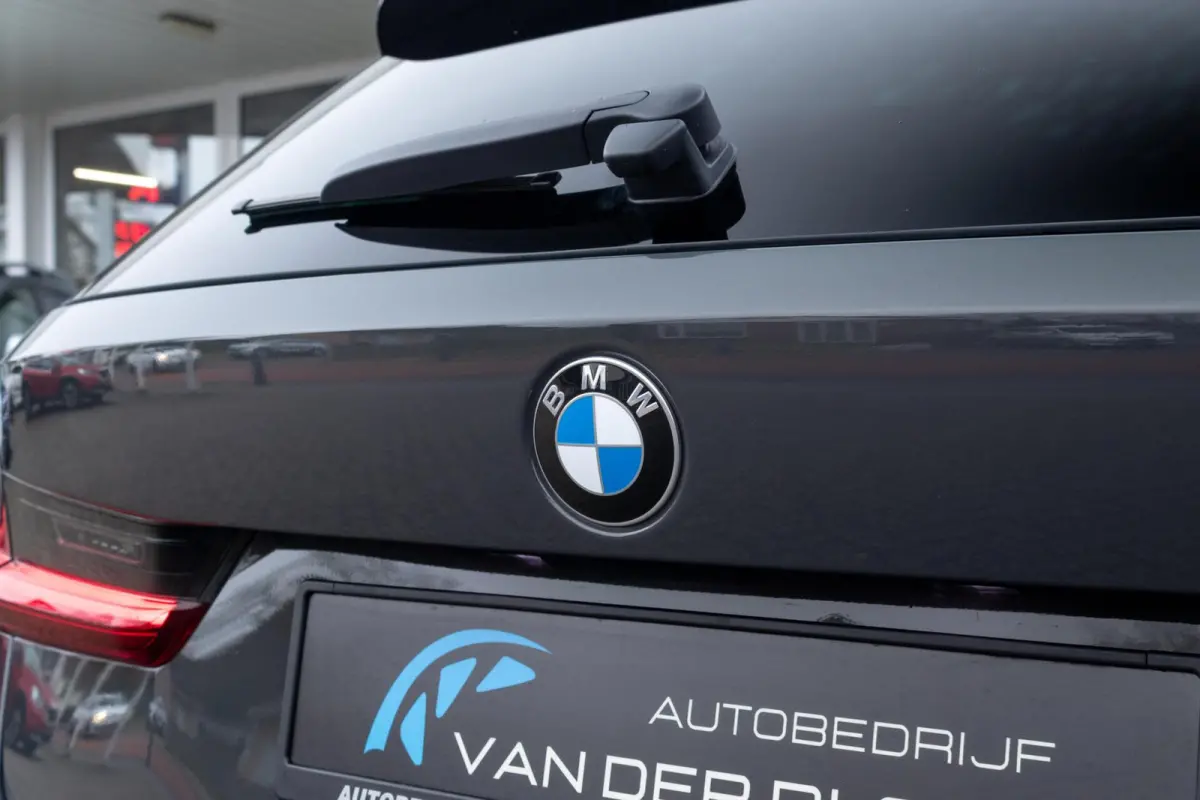 318i Business Edition | Navigatie | Apple Carplay | Lederen bekleding |
