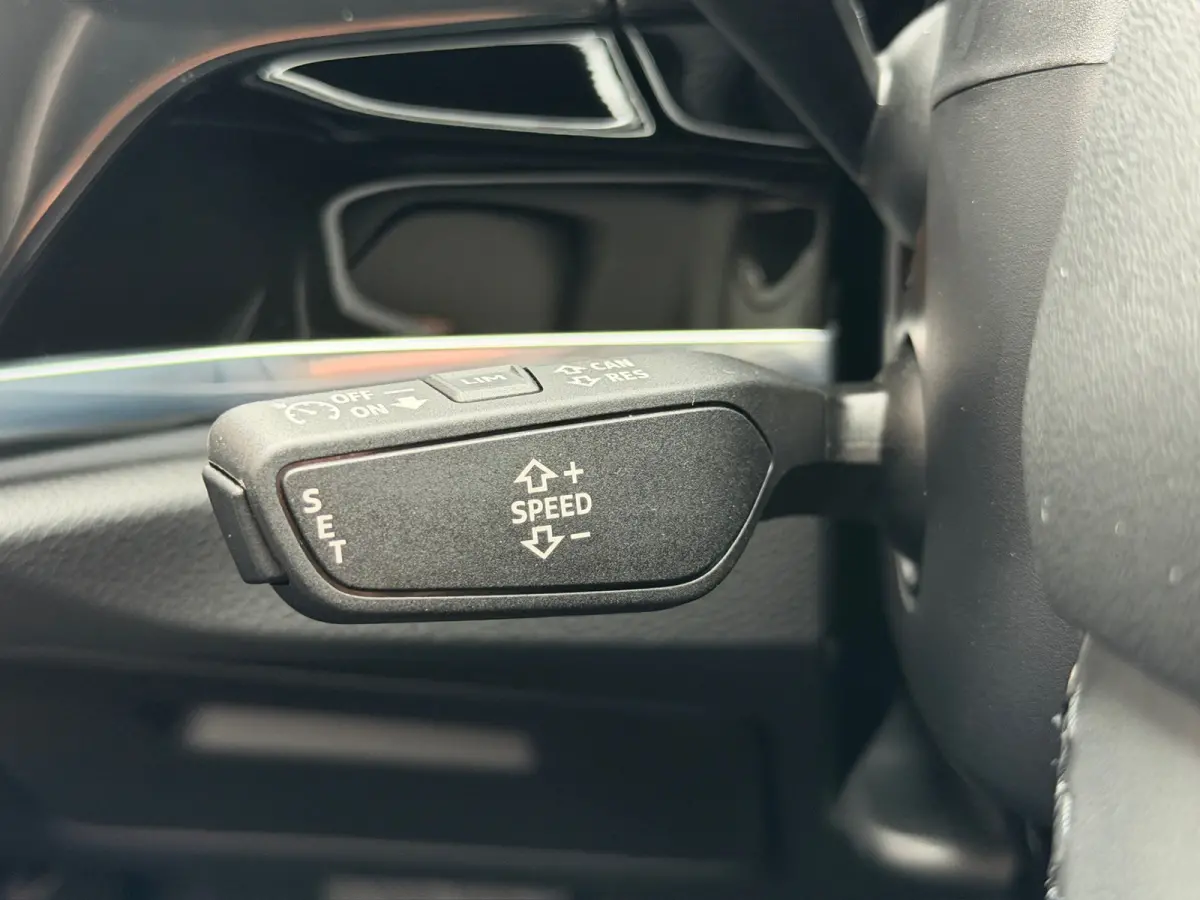 35 TFSI 150pk S-tronic Advanced | Trekhaak | Zwart optiek | Dode hoek | Keyless | Alcantara | Carplay | Rijklaar incl. Bovag garantie