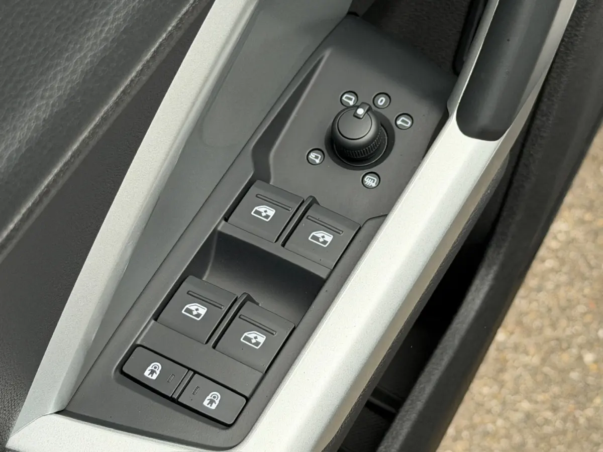 35 TFSI 150pk S-tronic Advanced | Trekhaak | Zwart optiek | Dode hoek | Keyless | Alcantara | Carplay | Rijklaar incl. Bovag garantie