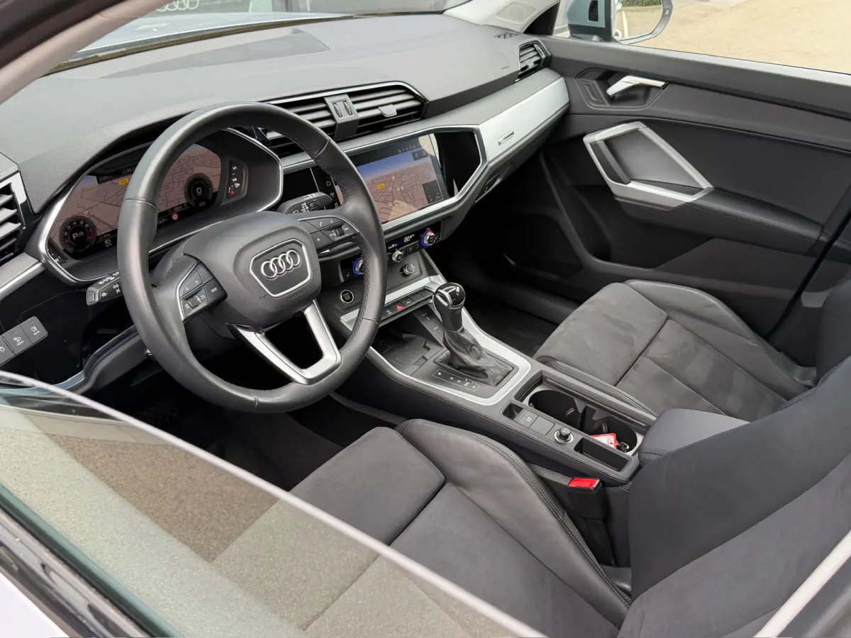 35 TFSI 150pk S-tronic Advanced | Trekhaak | Zwart optiek | Dode hoek | Keyless | Alcantara | Carplay | Rijklaar incl. Bovag garantie