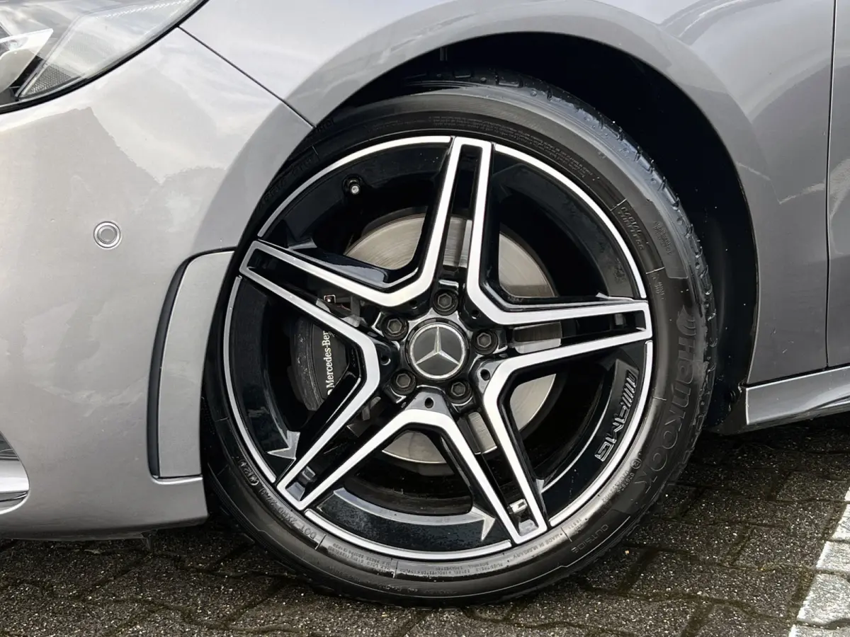 200 Business Solution AMG | Pano | Trekhaak | Memory | Sfeerverlichting