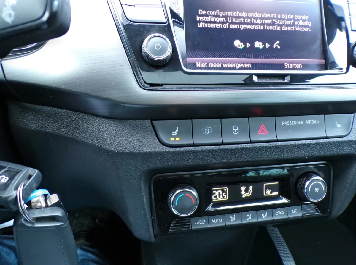 1.0 Business Edition PANORAMADAK CRUISECONT APPLE CARPLAY....