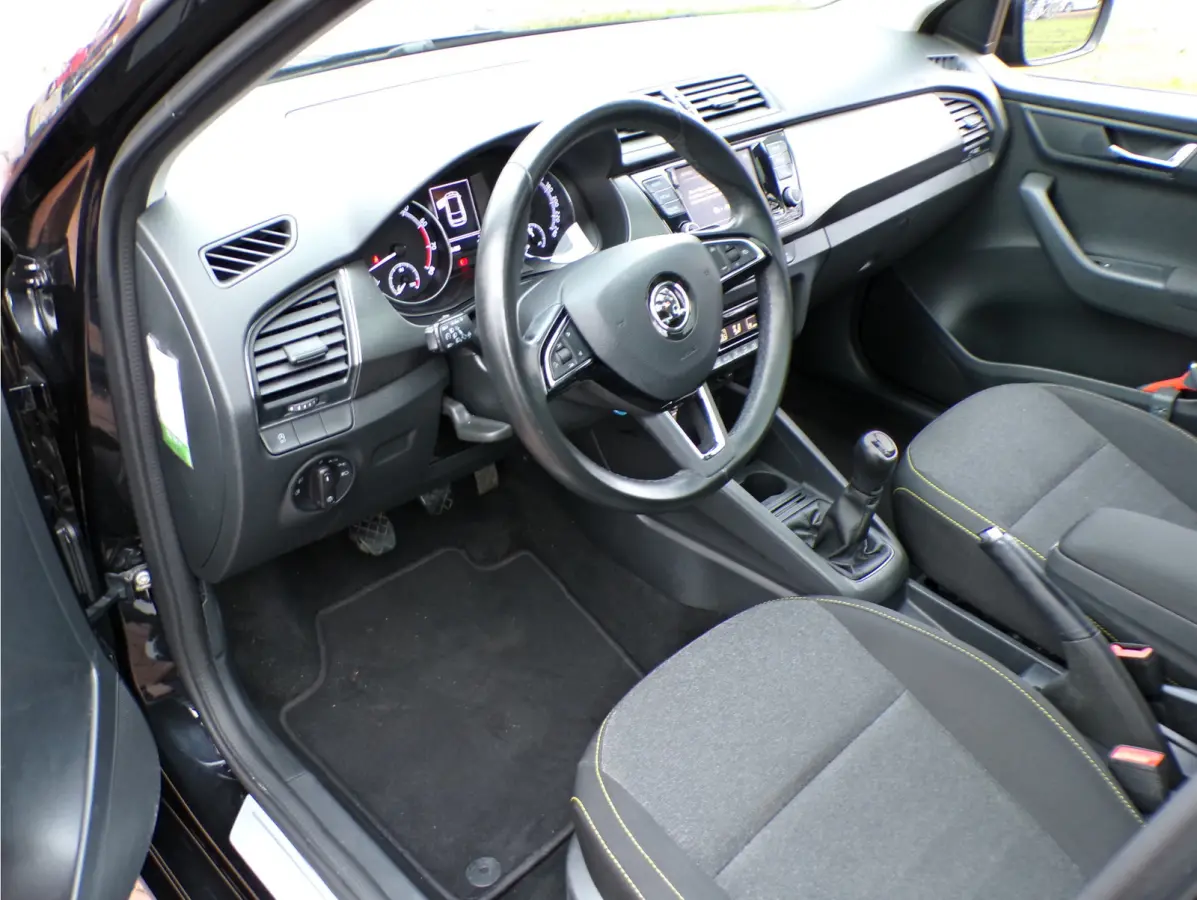 1.0 Business Edition PANORAMADAK CRUISECONT APPLE CARPLAY....