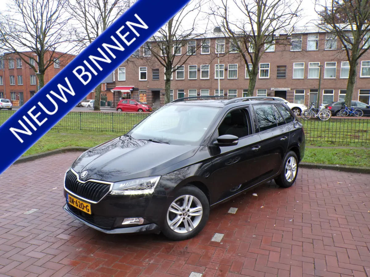 1.0 Business Edition PANORAMADAK CRUISECONT APPLE CARPLAY....