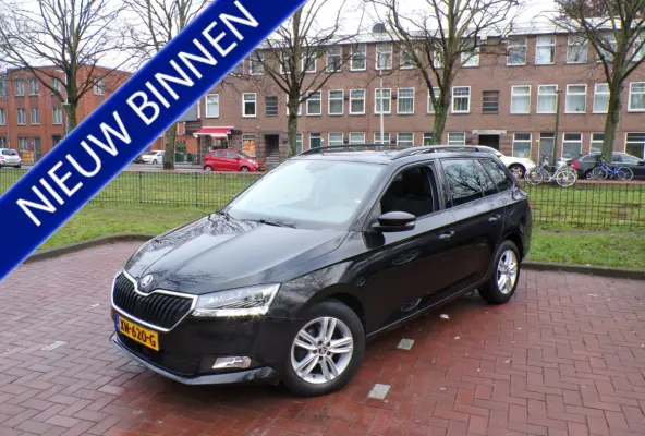 1.0 Business Edition PANORAMADAK CRUISECONT APPLE CARPLAY....