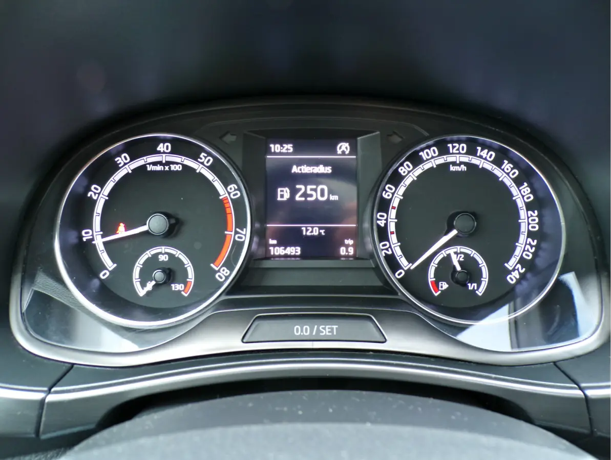 1.0 Business Edition PANORAMADAK CRUISECONT APPLE CARPLAY....