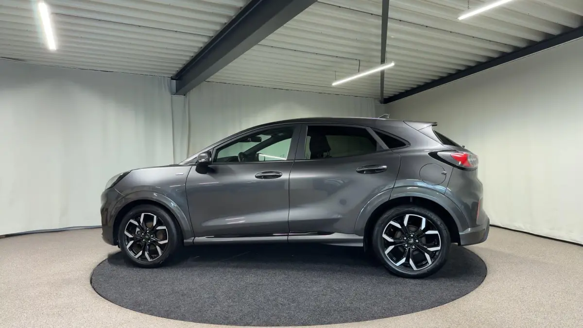 1.0 EcoBoost ST-Line X Navi | B&O | LED