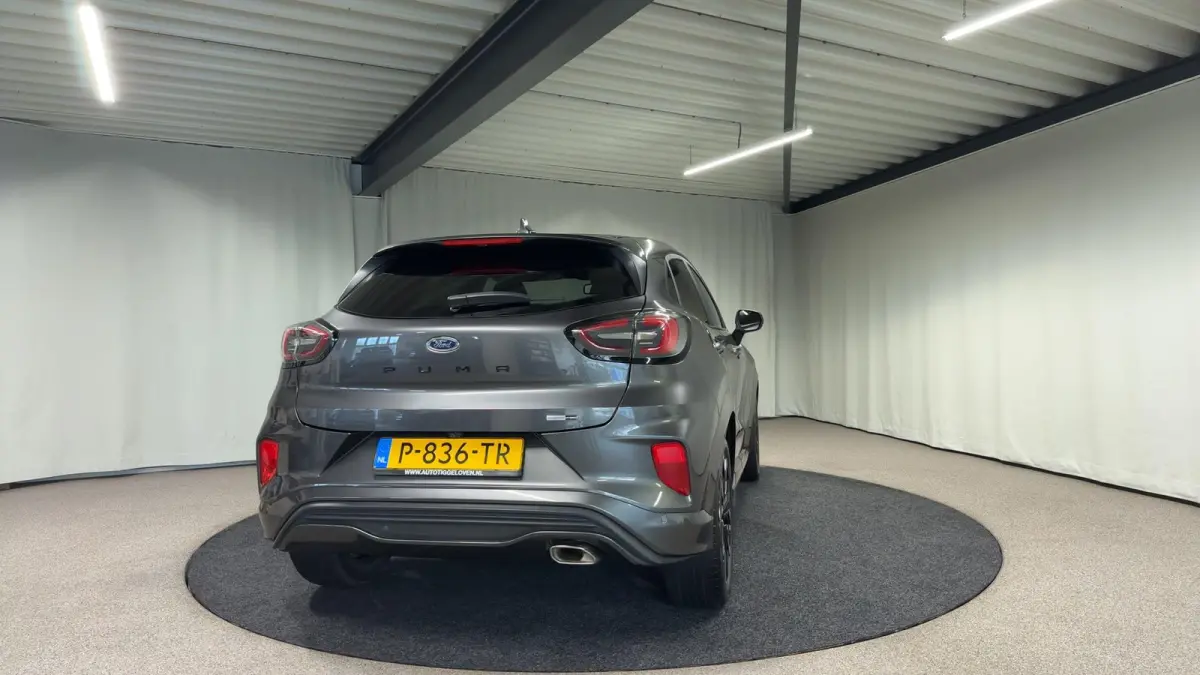 1.0 EcoBoost ST-Line X Navi | B&O | LED