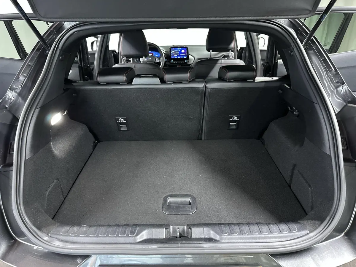 1.0 EcoBoost ST-Line X Navi | B&O | LED