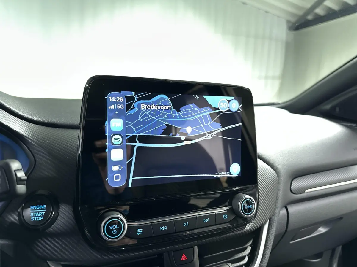 1.0 EcoBoost ST-Line X Navi | B&O | LED