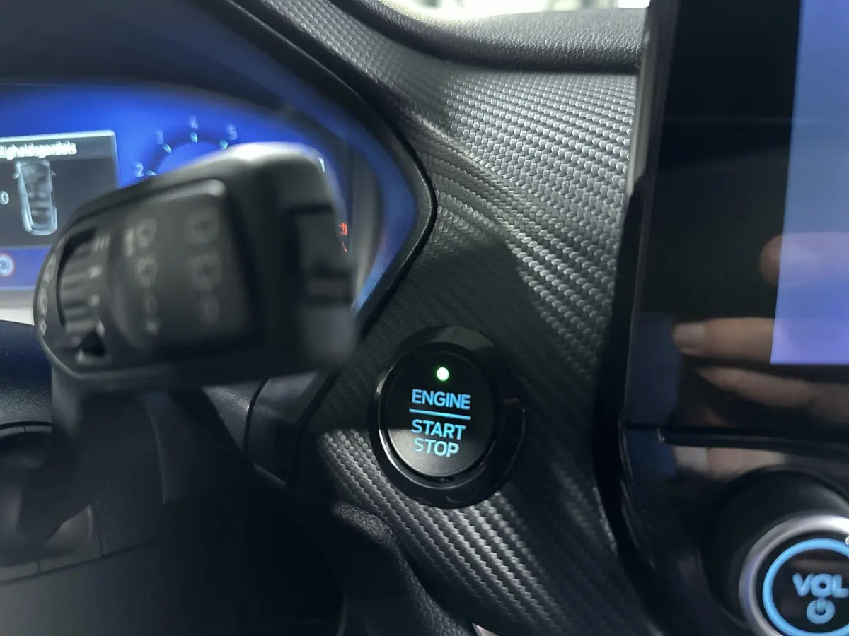 1.0 EcoBoost ST-Line X Navi | B&O | LED