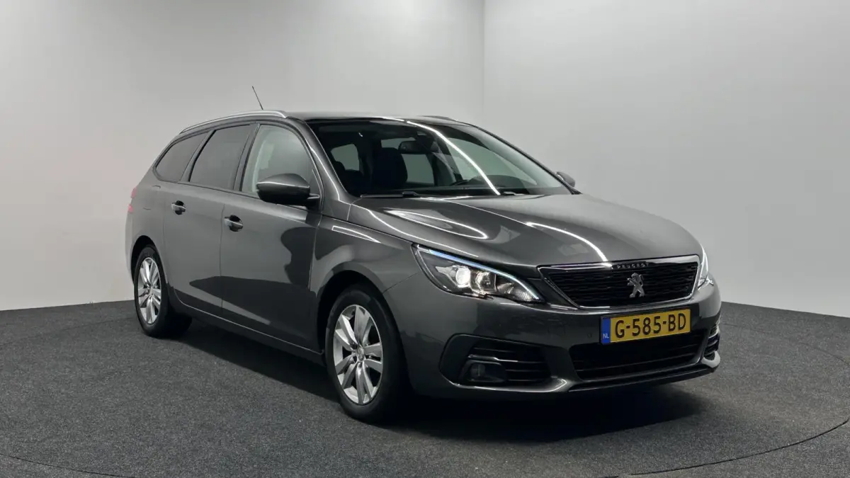 1.2 PureTech Blue Lease Executive PANO CAMERA CARPLAY.