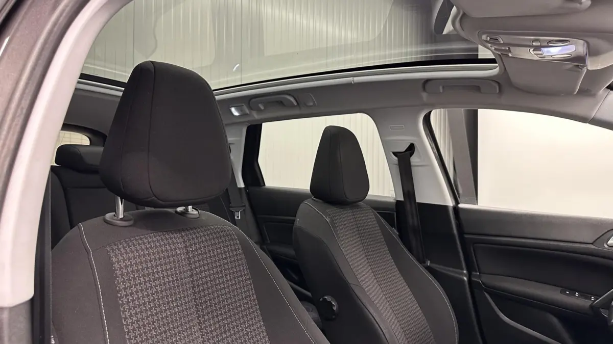 1.2 PureTech Blue Lease Executive PANO CAMERA CARPLAY.