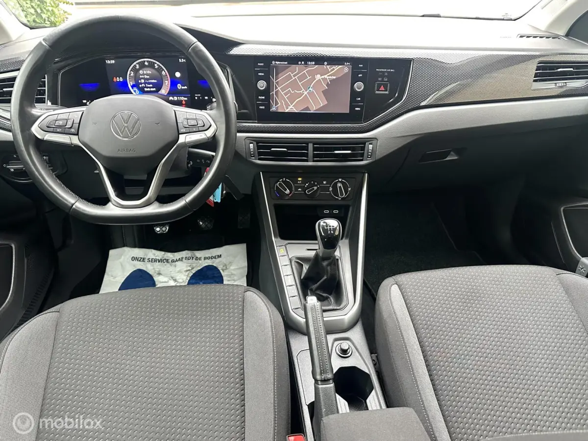 1.0 TSI 95PK LIFE NIEUW MODEL LED VERLICHTING CARPLAY NAVIGATIE ADAPTIEVE CRUISE CONTROLE PARKEERSENSOREN MOOIE AUTO!!