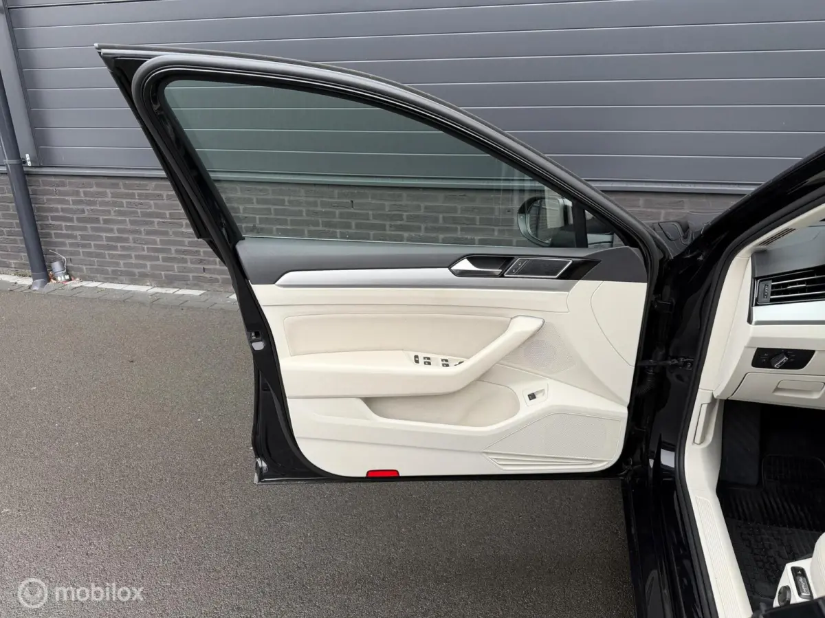 1.4 TSI ACT DSG CFL ADABCR*CARPLAY*HAAK