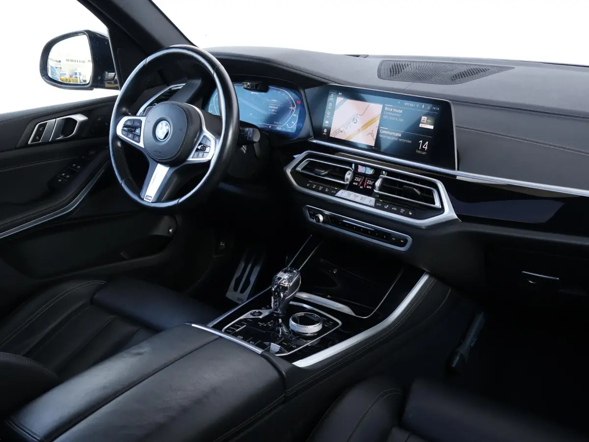 xDrive45e High Executive | Soh 92% | M Sport pakket | Panoramadak | Elektrisch stoelen | Laser verlichting | Comfort Access |