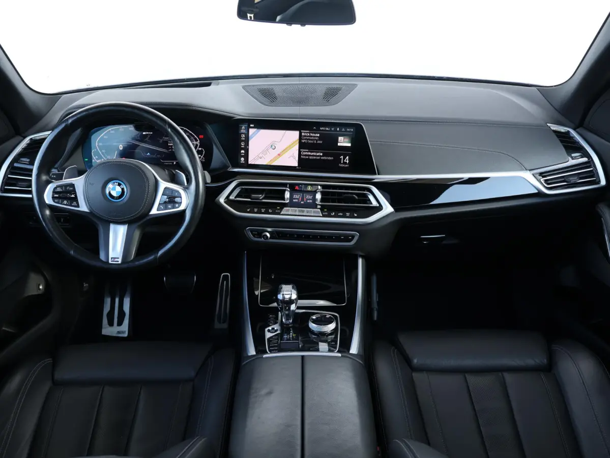 xDrive45e High Executive | Soh 92% | M Sport pakket | Panoramadak | Elektrisch stoelen | Laser verlichting | Comfort Access |