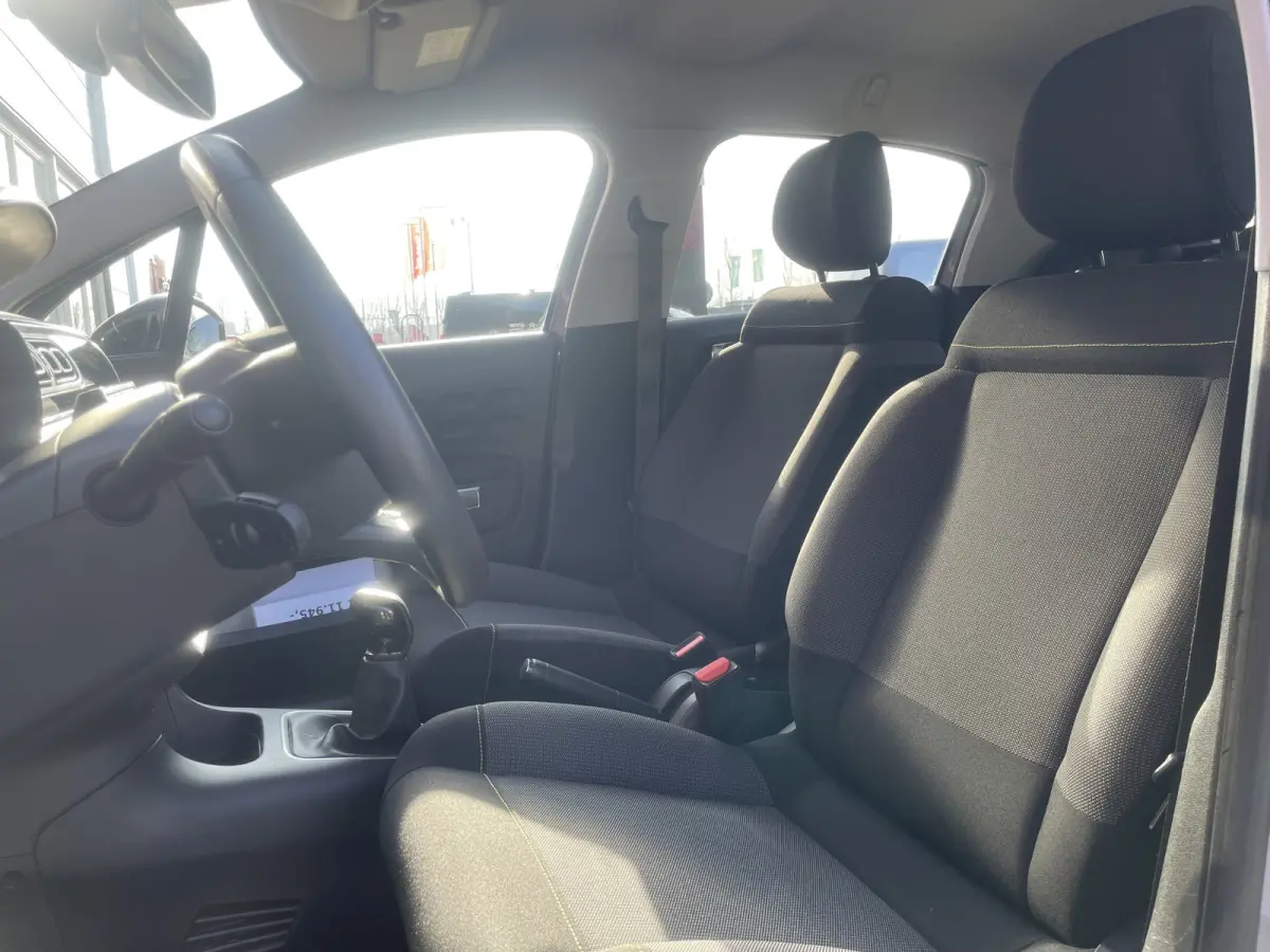 1.2 PureTech | Camera | Parkeersensoren | Apple/Android CarPlay
