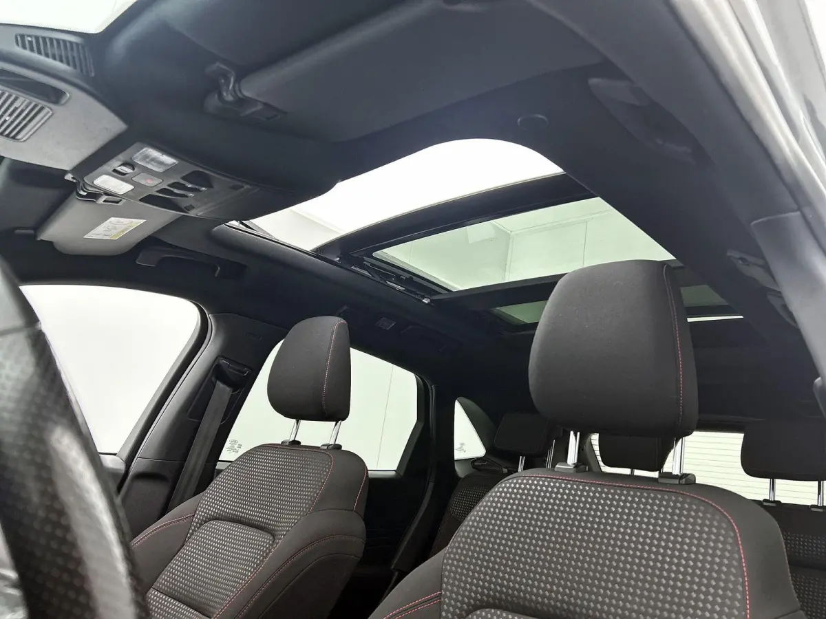 2.5 PHEV ST-Line | Panoramadak | Driver Assistance Pack | Winterpack | Elektrische Achterklep | Clima | Navi | PDC | Camera voor + Achter |