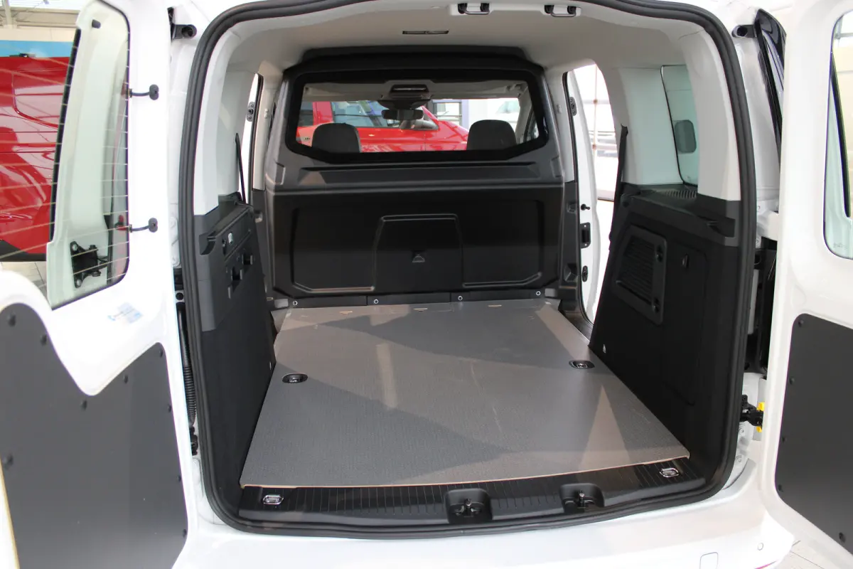 1,5 eHybrid EU 6 85kW (115 pk) 19,7 kWh DSG ombouw naar Cargo (toegang tot iedere mileuzone)