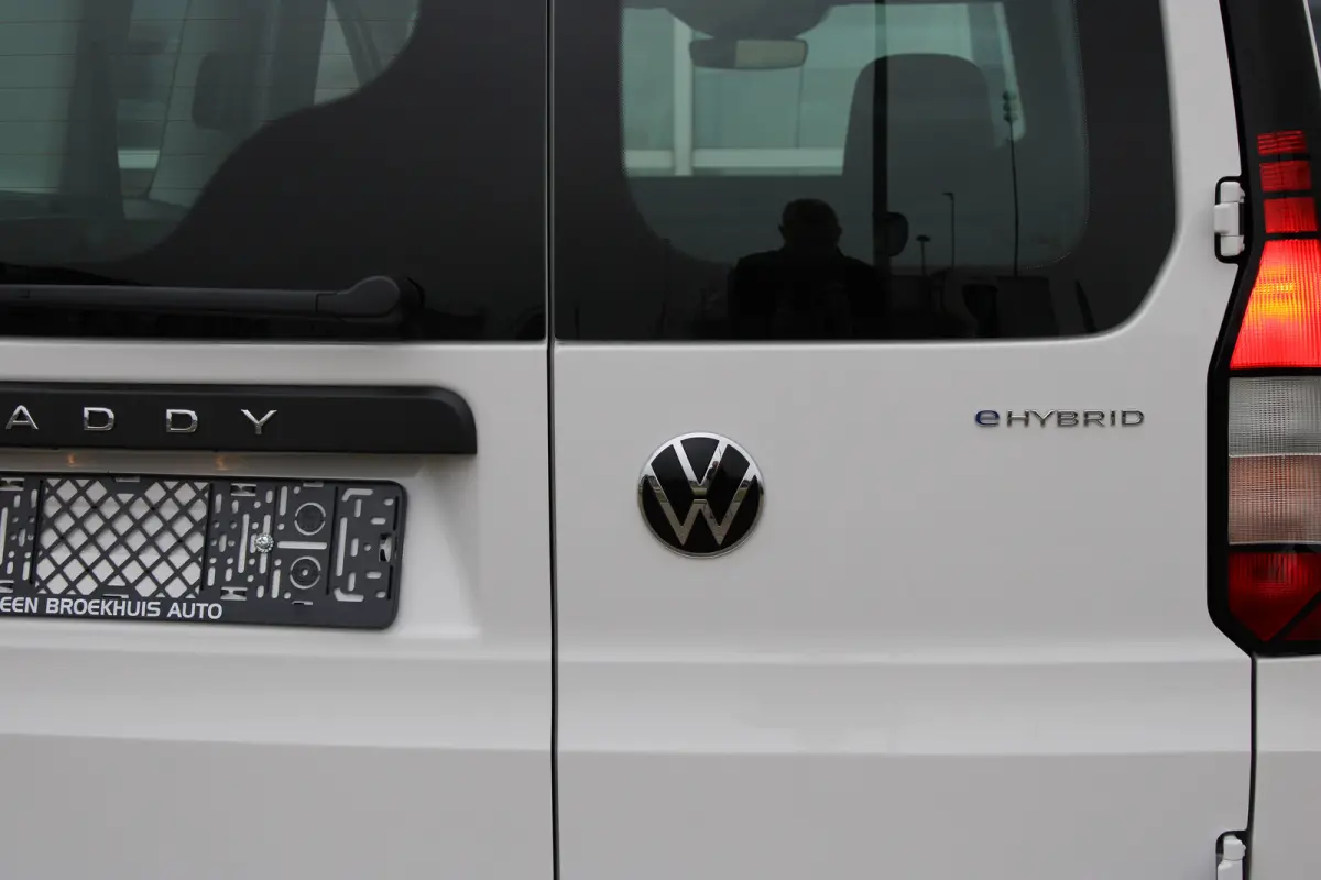 1,5 eHybrid EU 6 85kW (115 pk) 19,7 kWh DSG ombouw naar Cargo (toegang tot iedere mileuzone)
