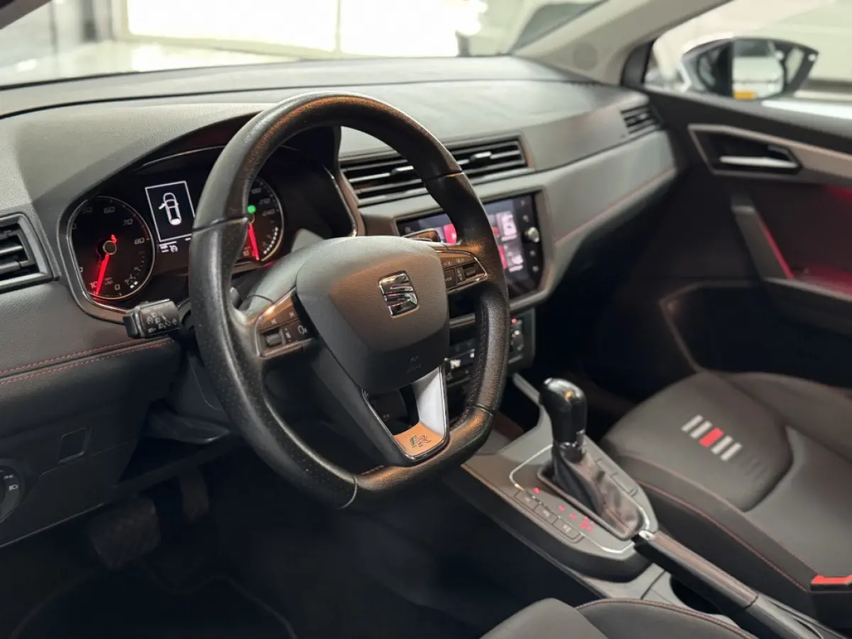 1.0 TSI 116PK FR DSG CARPLAY LED