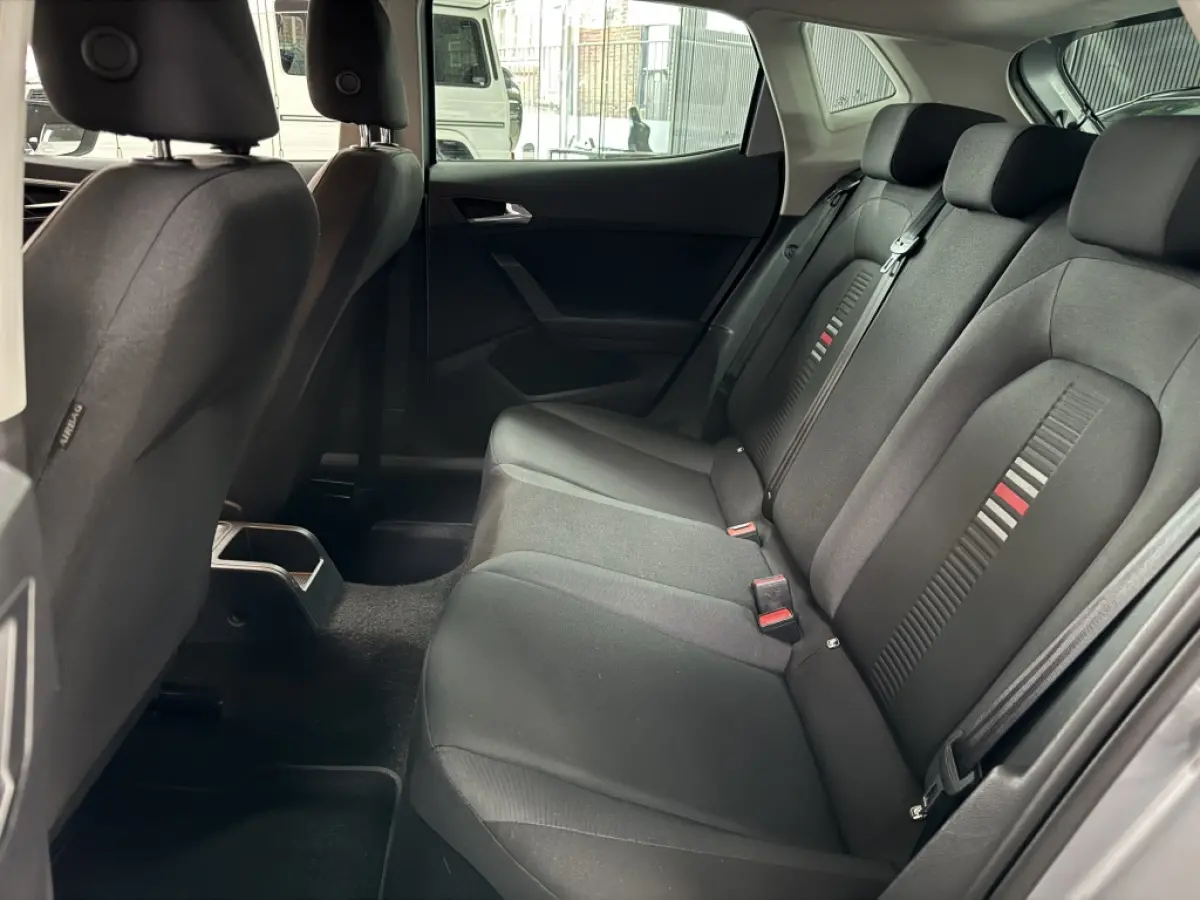 1.0 TSI 116PK FR DSG CARPLAY LED