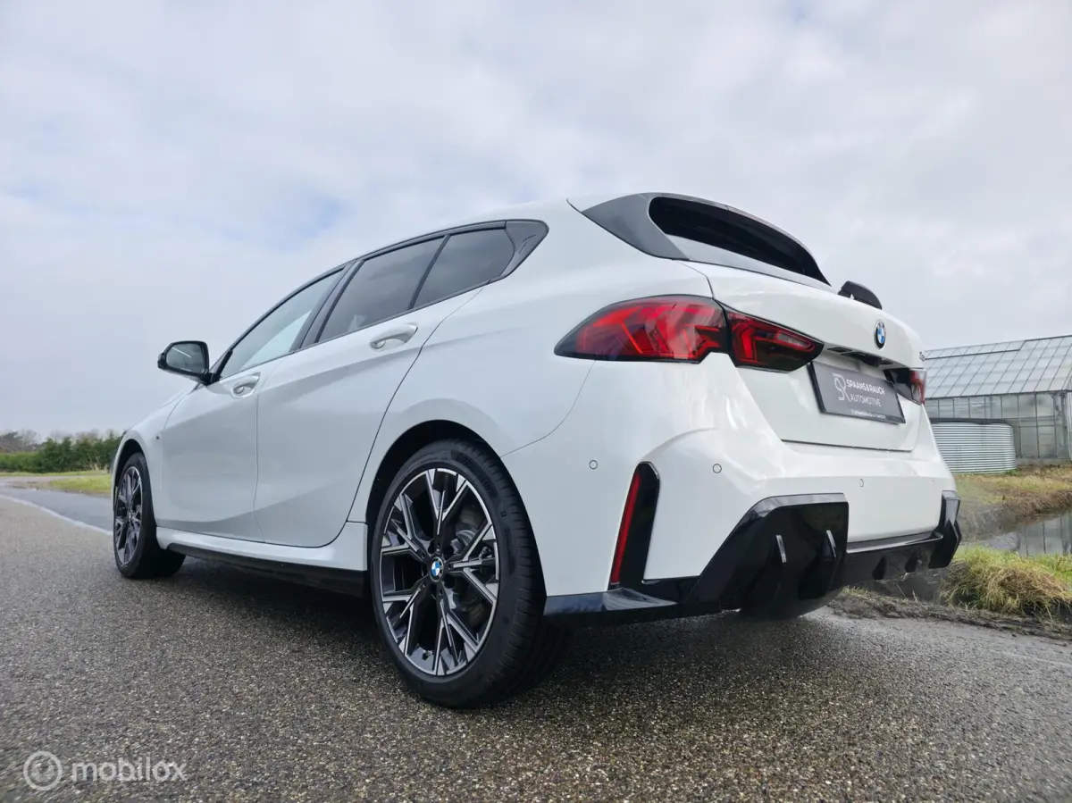 123 xDrive / Pano / 360' camera / Navi
