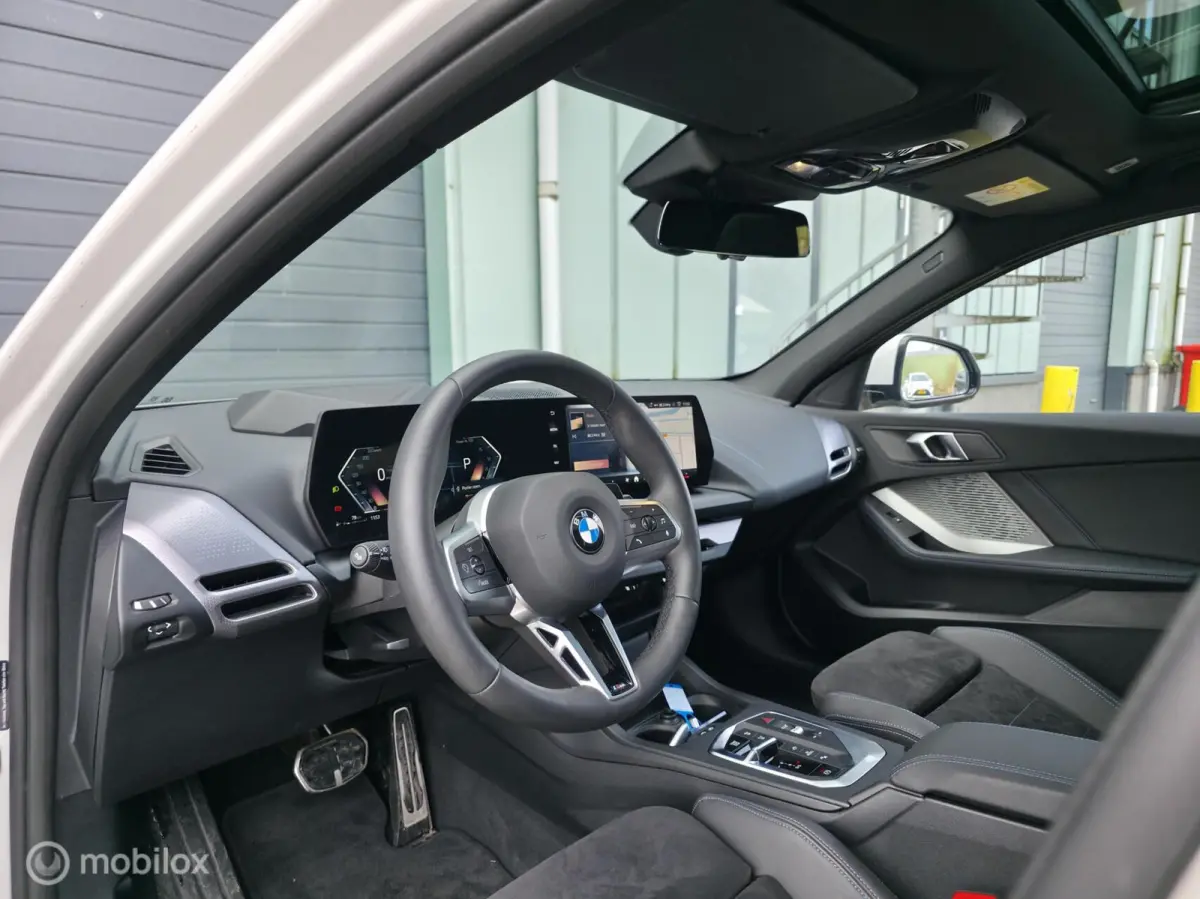 123 xDrive / Pano / 360' camera / Navi