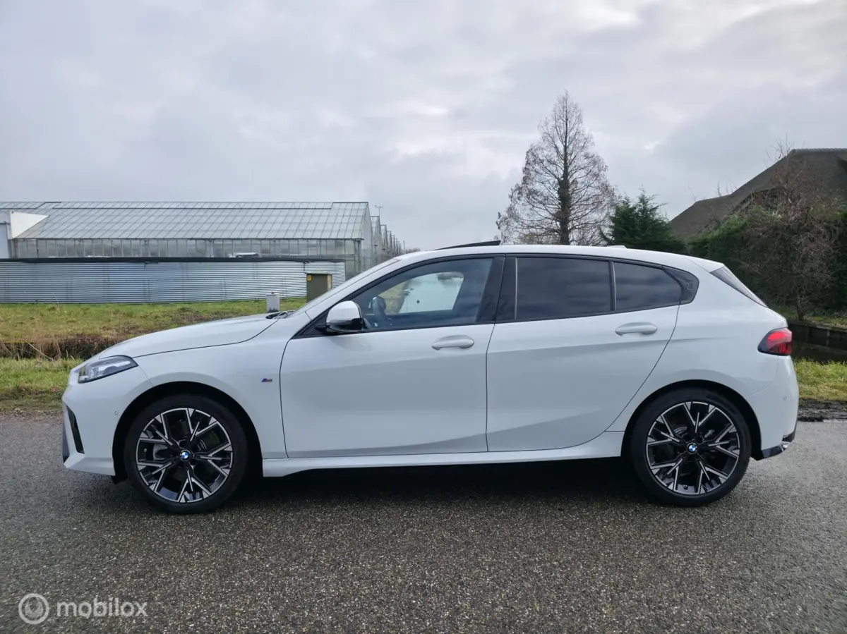 123 xDrive / Pano / 360' camera / Navi