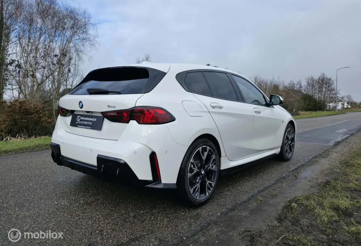 123 xDrive / Pano / 360' camera / Navi