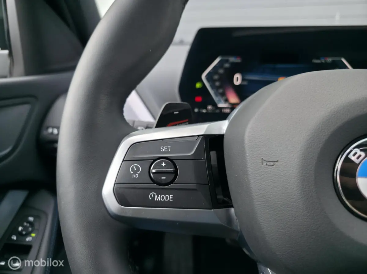 123 xDrive / Pano / 360' camera / Navi