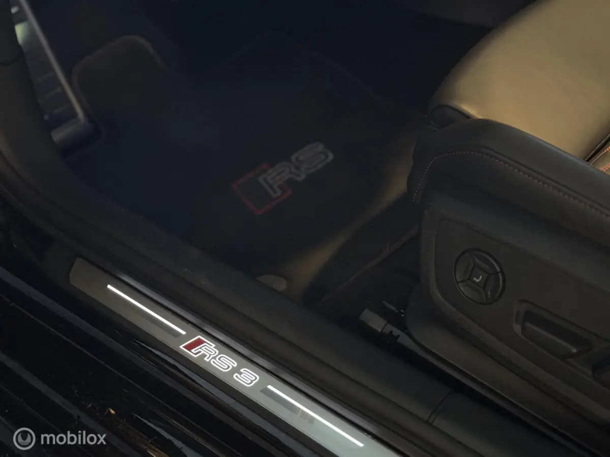 RS 3 2.5 TFSI quattro|Pano|Keramisch|B&O|HUD|RS Stoelen