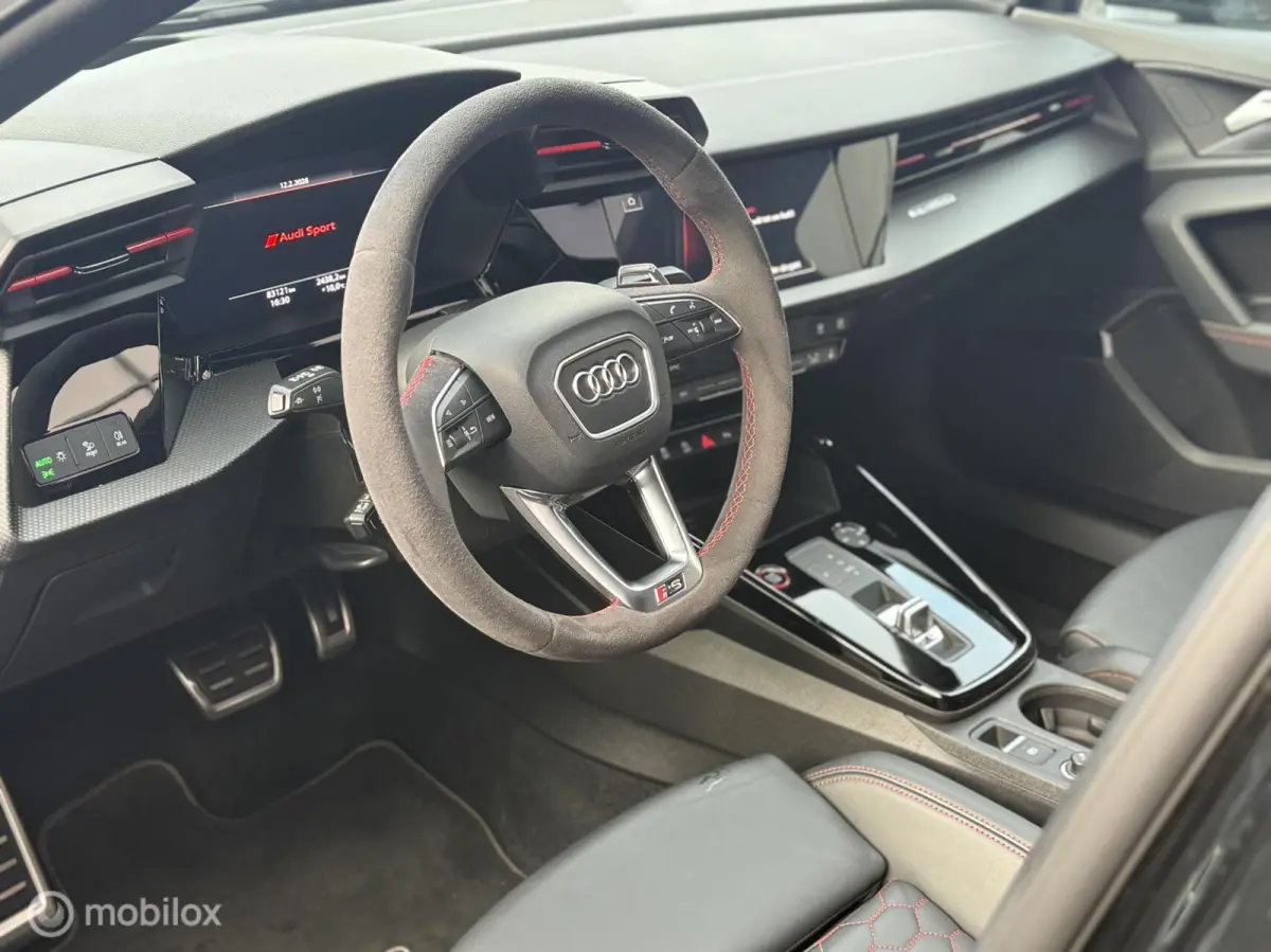 RS 3 2.5 TFSI quattro|Pano|Keramisch|B&O|HUD|RS Stoelen