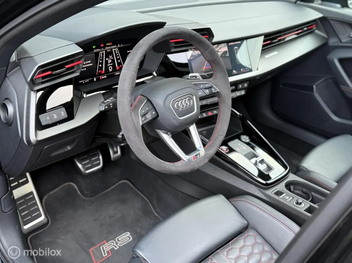 RS 3 2.5 TFSI quattro|Pano|Keramisch|B&O|HUD|RS Stoelen
