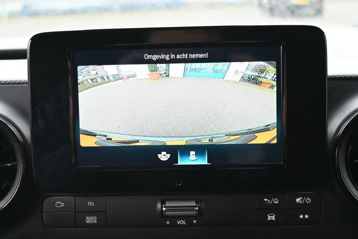 110 CDI L2 Pro 3 Zitplaatsen, MBUX met camera