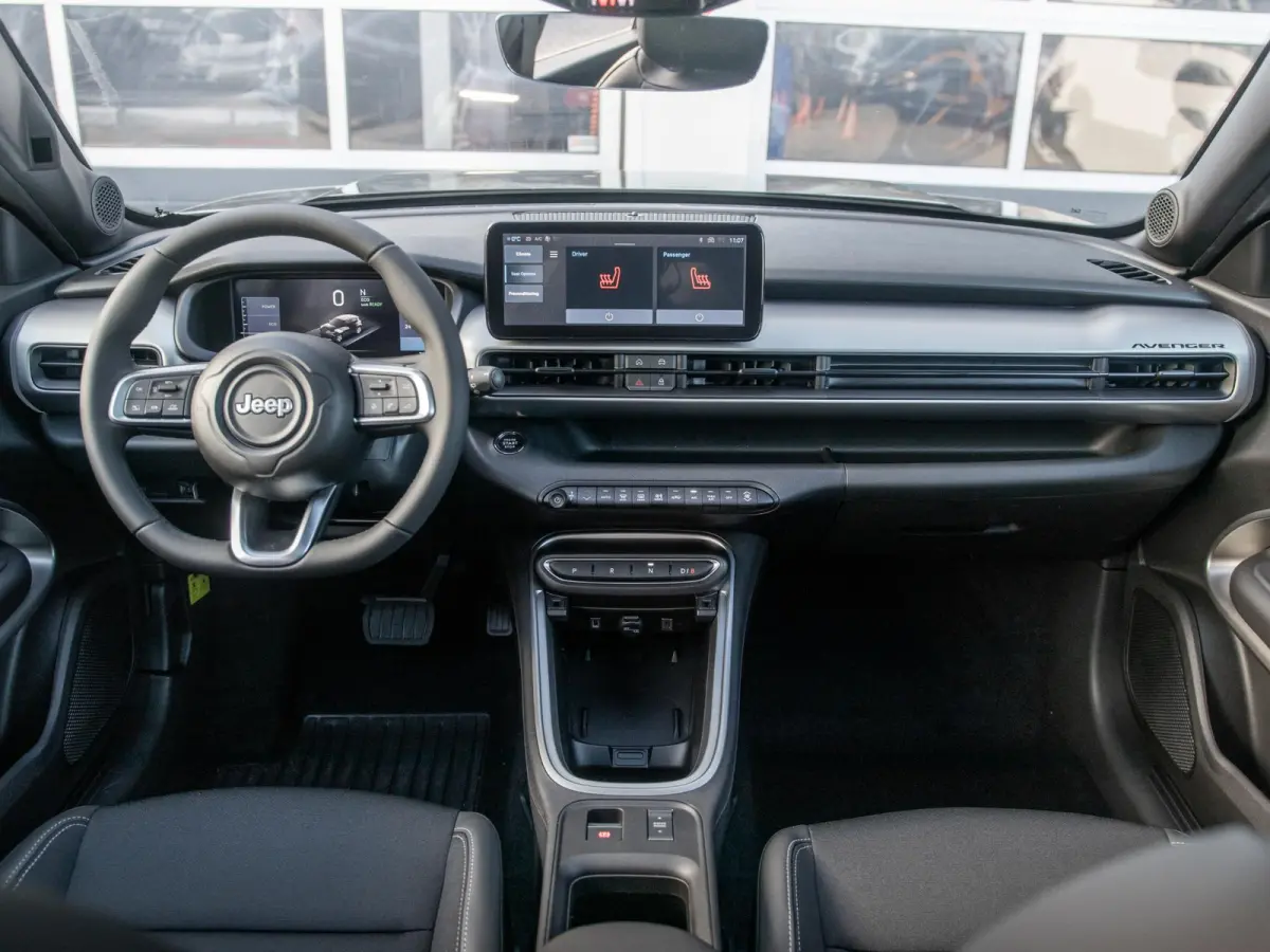 Summit 54 kWh | Uit voorraad leverbaar | Schuif/Kanteldak | Winter Pack | Infotainment&Convenience Pack | Warmtepomp