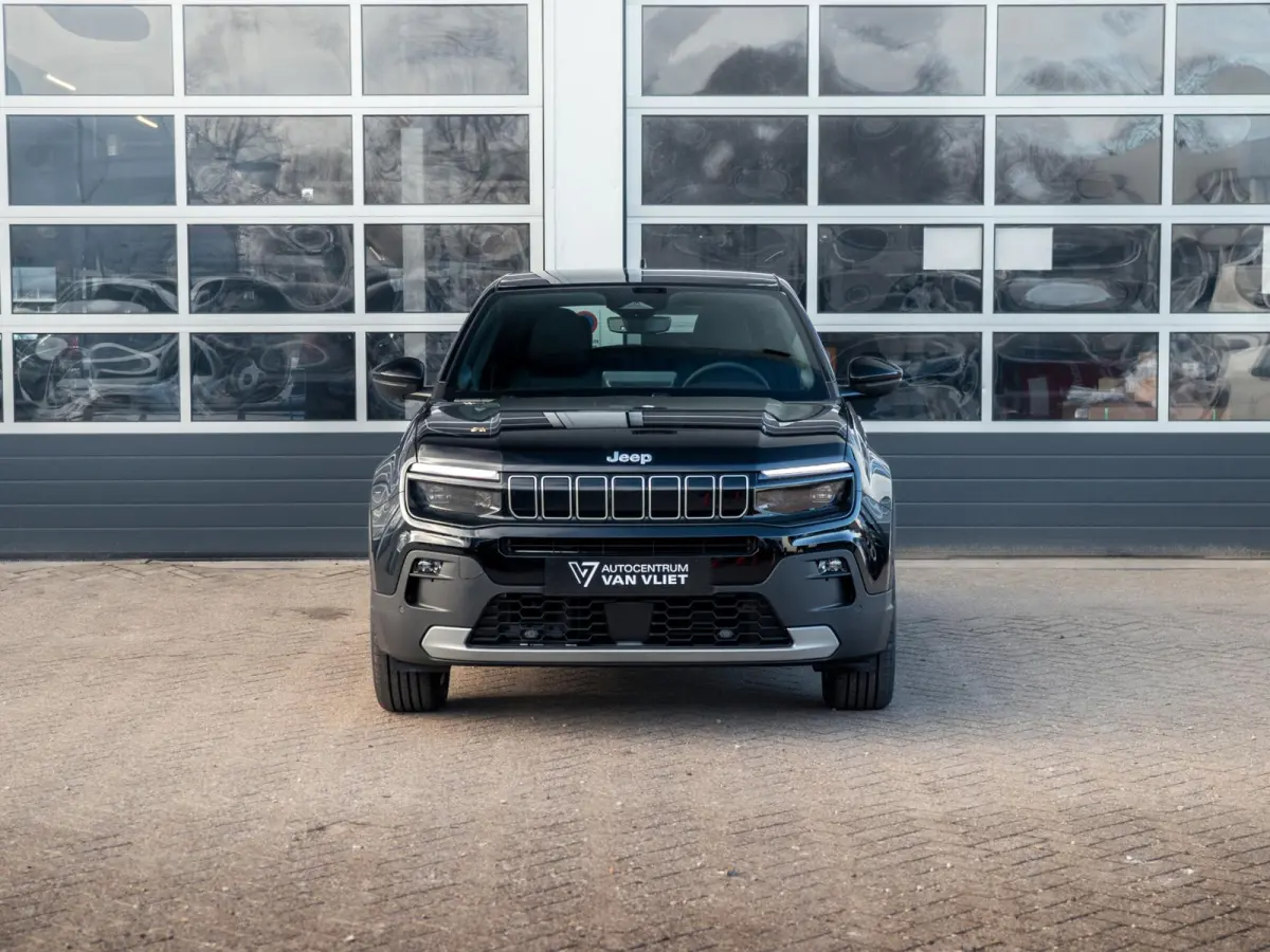 Summit 54 kWh | Uit voorraad leverbaar | Schuif/Kanteldak | Winter Pack | Infotainment&Convenience Pack | Warmtepomp