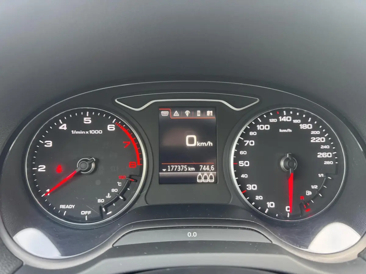 1.0 TFSI Sport S Line Edition LED S-line